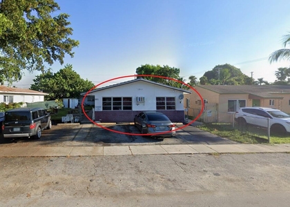 1911 Roosevelt - Photo 1