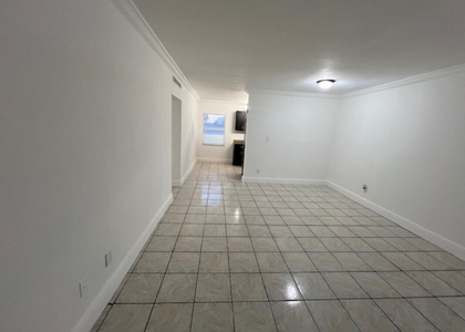 806 9th Street - Photo 1