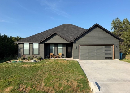5713 Stonegate Circle - Photo 1