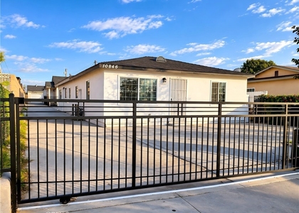 10846 Carmenita - Photo 1