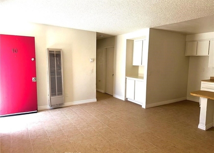 11661 White - Photo 1
