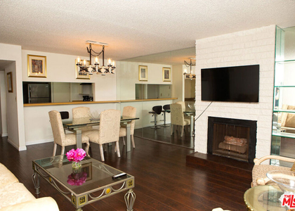 10966 Rochester Avenue - Photo 1