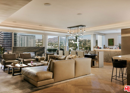 6250 Hollywood Boulevard - Photo 1