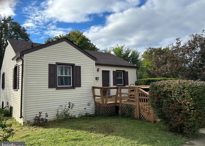 646 Belair Avenue - Photo 1