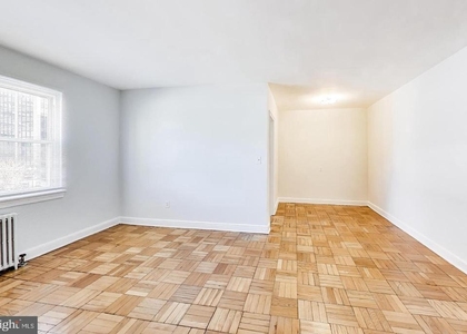 1722 N Quinn Street - Photo 1
