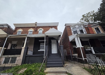 250 N 52nd Street - Photo 1