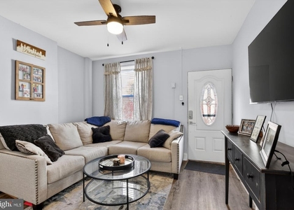 2440 E Gordon Street - Photo 1