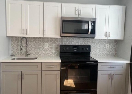 3860 Haverford Avenue - Photo 1