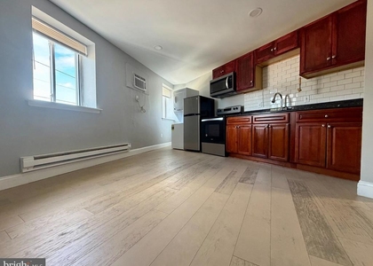2626 S Watts Street - Photo 1