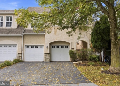 54 Old Barn Drive - Photo 1