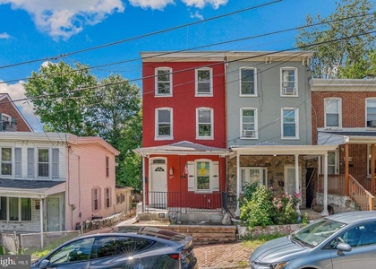 905 Mulberry Street - Photo 1