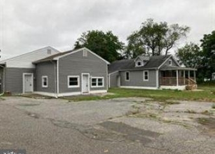 504 New Freedom Road - Photo 1