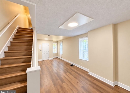 264 6th Avenue - Photo 1