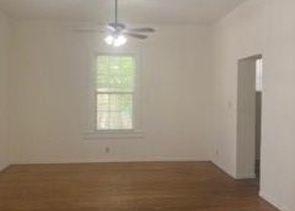 2811 Salado St - Photo 1