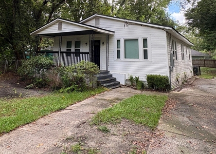 5779 Sw Carver Circle - Photo 1