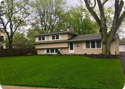 340 Sycamore Drive - Photo 1