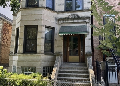 2435 W Thomas Street - Photo 1