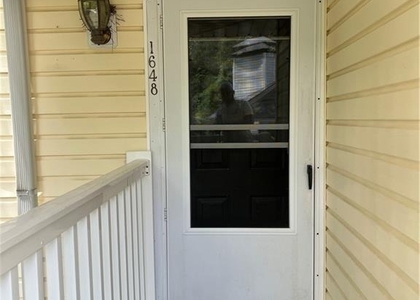 1648 Raleigh Circle Se - Photo 1