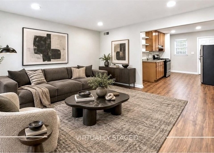 3203 E Point Street - Photo 1
