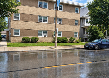 929 S Oak Park Avenue - Photo 1