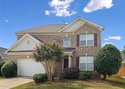 290 Clairidge Lane - Photo 1