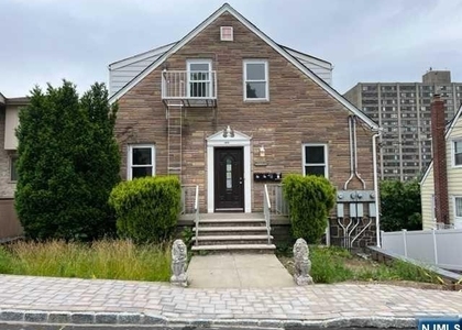 1014 Ponsi - Photo 1