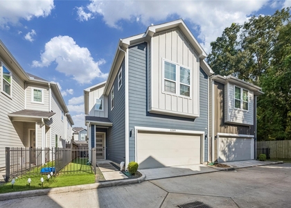 1209 W Tidwell Road - Photo 1