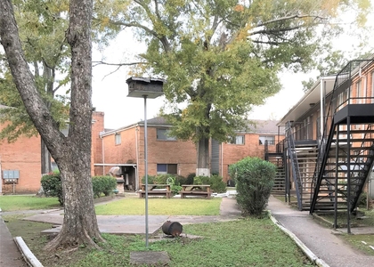 3003 Broadway St Street - Photo 1