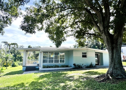 111 S Indian Circle - Photo 1