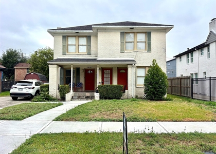 2405 Isabella Street - Photo 1