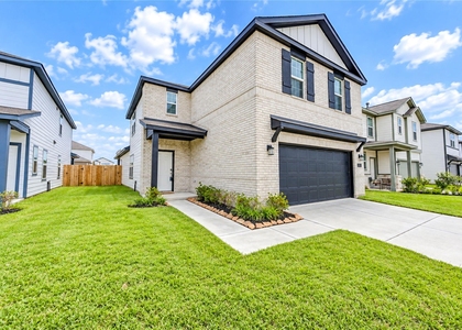 4011 Windy Whisper Drive - Photo 1