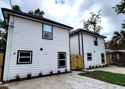 8217 Crestview Drive - Photo 1