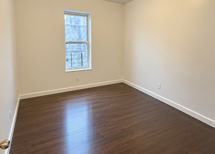 659 Bradford Street - Photo 1