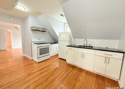73 Vine Street - Photo 1