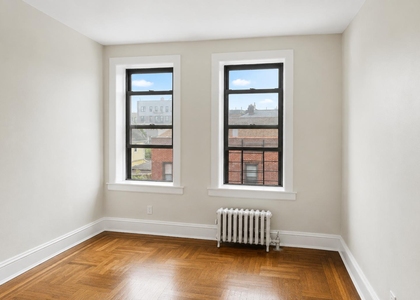 1544 Gillespie Avenue - Photo 1