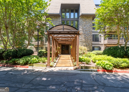 1120 Highland Bluff Drive Se - Photo 1