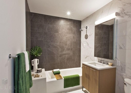 Fleet Place - Photo 1