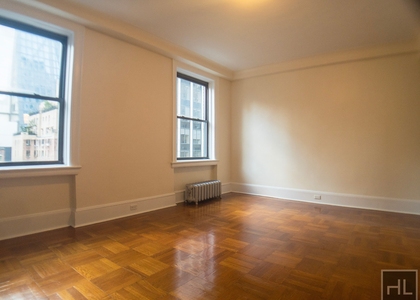 West 55th Street - Photo 1