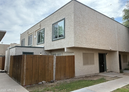 6009 W Townley Avenue - Photo 1