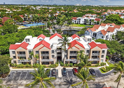 2731 Ocean Club Boulevard - Photo 1