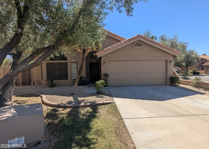 15629 N 51st Street - Photo 1