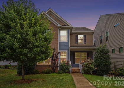 113 Stowe Road - Photo 1