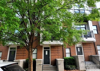 937 E 7th Street - Photo 1