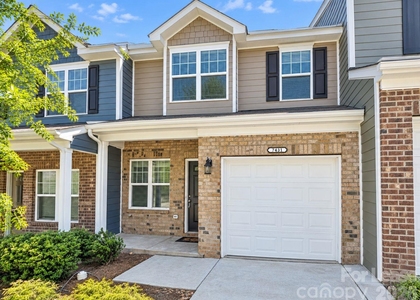 7431 Sienna Heights Place - Photo 1