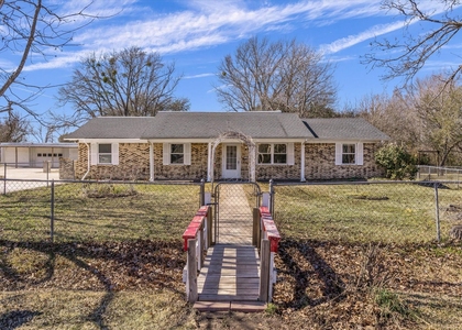 1729 Elliot Drive - Photo 1