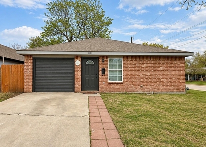 1102 Hamilton Street - Photo 1