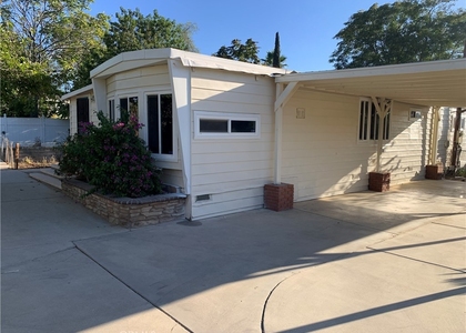 25814 Homeland Avenue - Photo 1