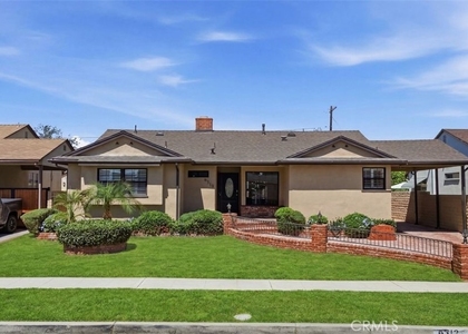6313 Melvin - Photo 1