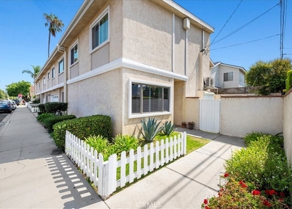 2400 Voorhees - Photo 1