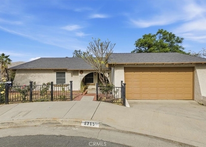 2715 Brockton - Photo 1